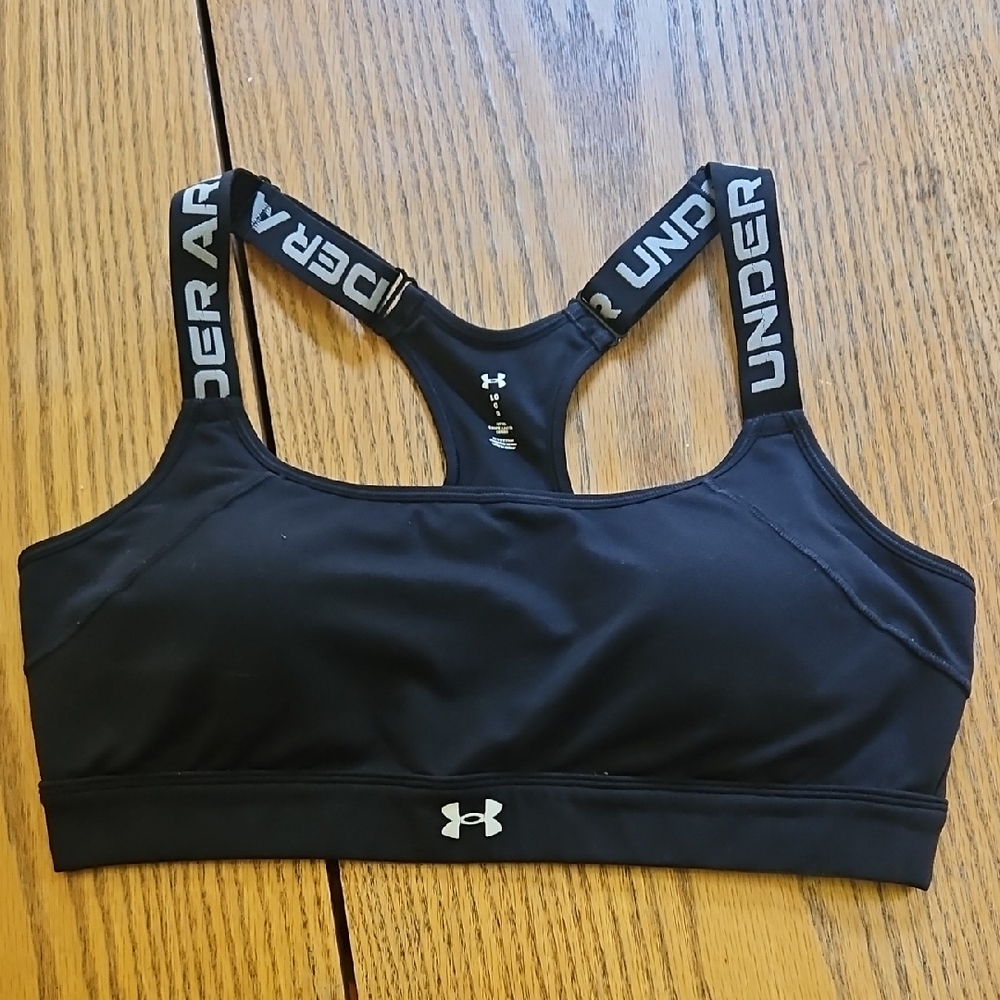 Under Armour Size L Pullover Sports Bra Removable Pads Adjustable Straps